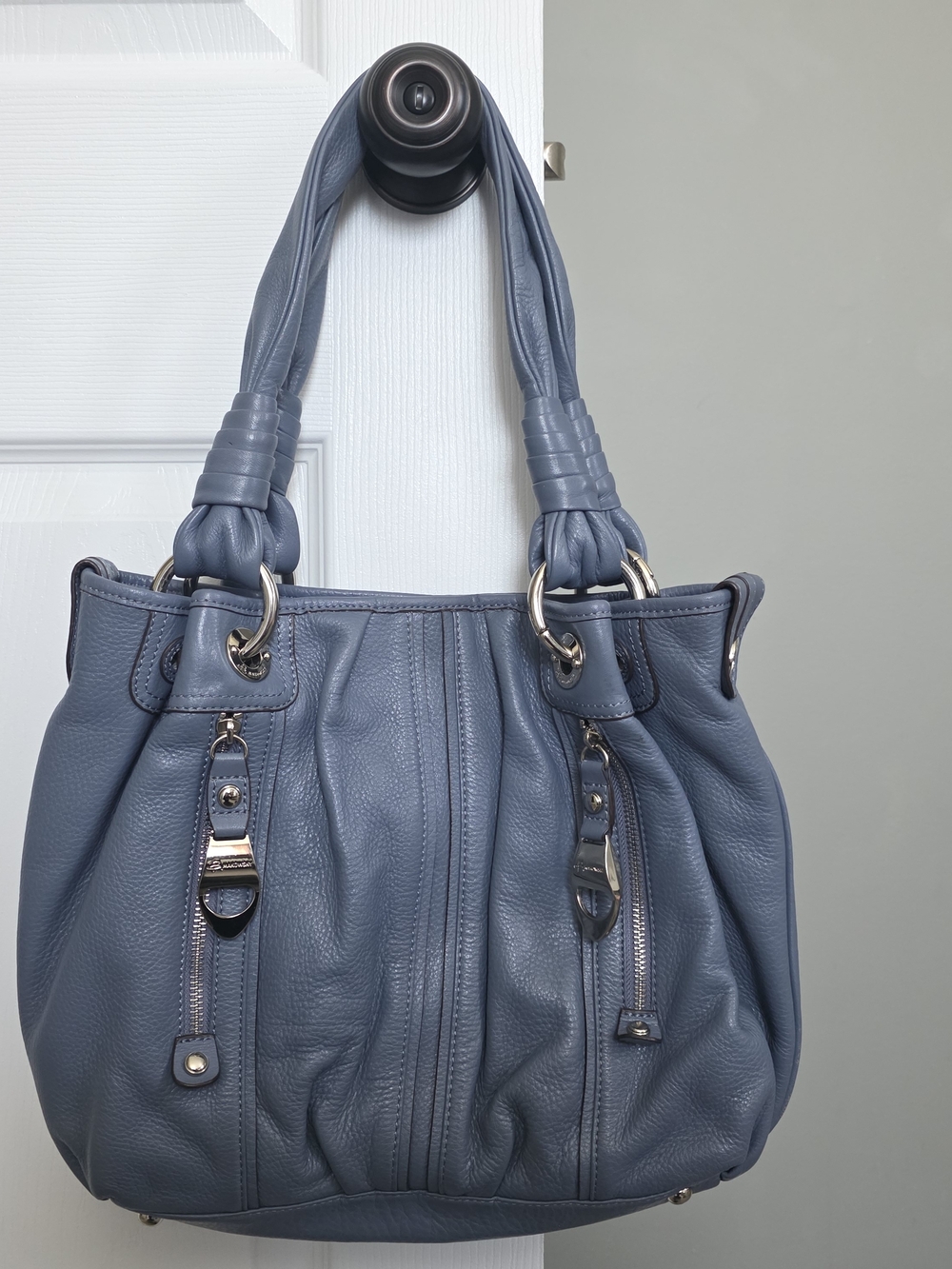 LIKE NEW! Blue b. Makowsky Genuine Leather Soft Pebbled Hobo Handbag